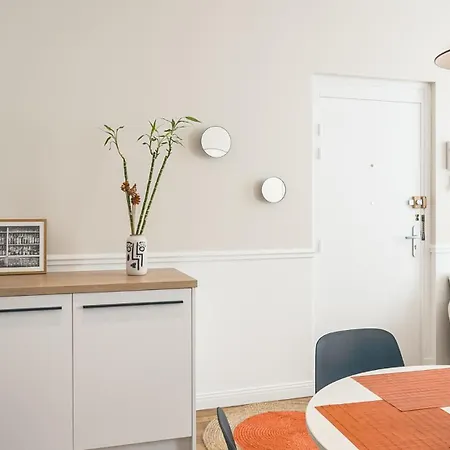 Apartment Le Cocon Orange - Proche Hypercentre - Parking Prive