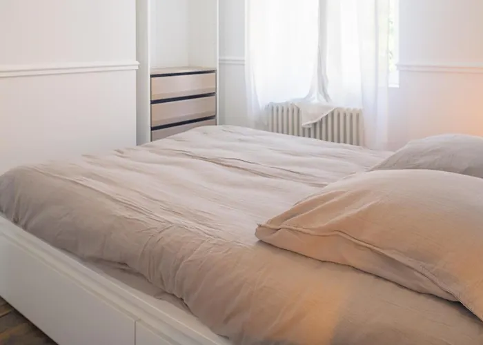 Le Cocon Orange - Proche Hypercentre - Parking Prive