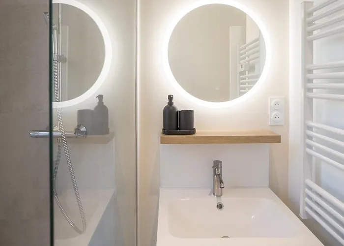 Le Cocon Orange - Proche Hypercentre - Parking Prive * טרואה