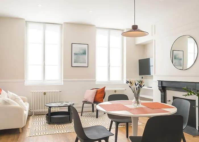 Le Cocon Orange - Proche Hypercentre - Parking Prive טרואה